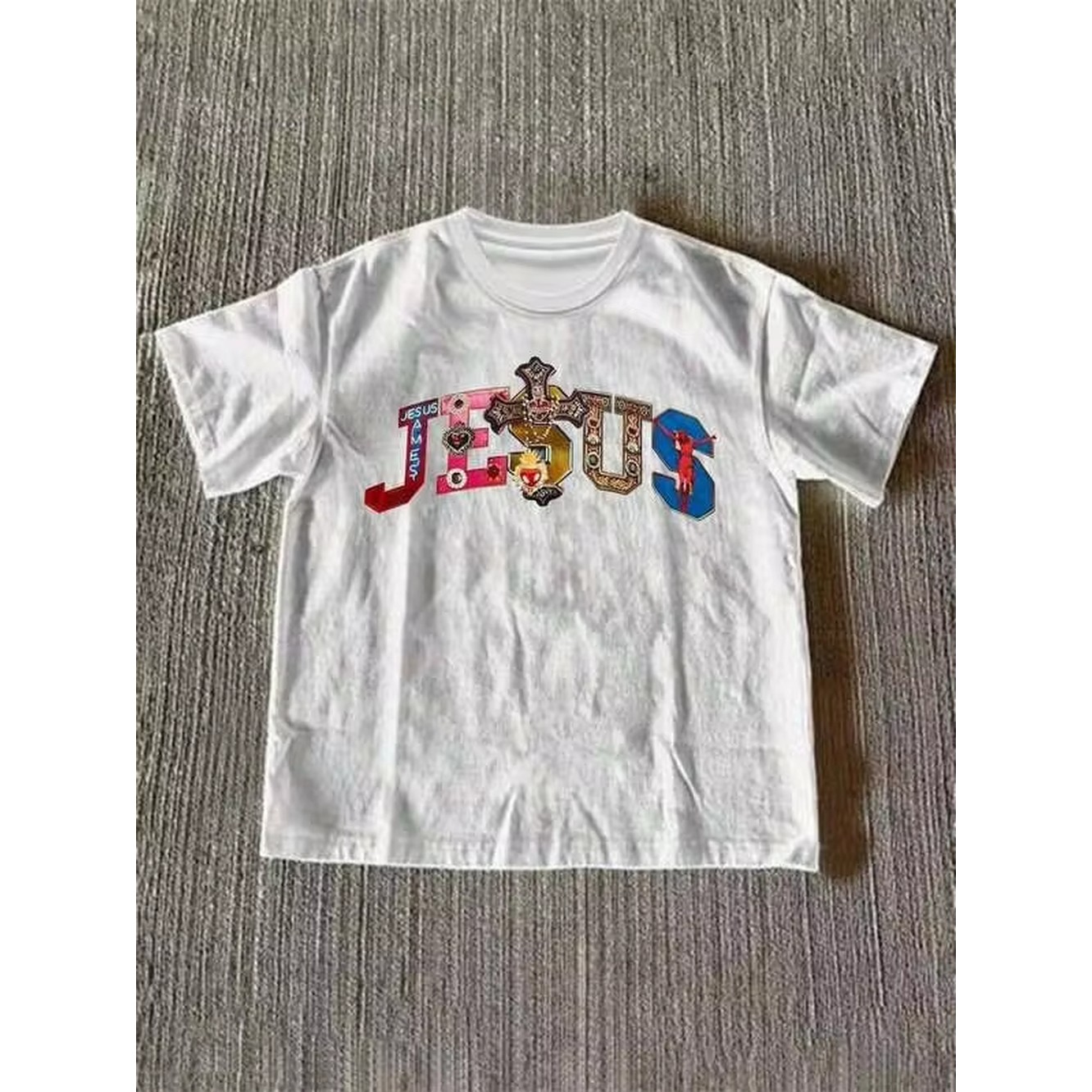 Outdoor Adventure With Kids - Buntes und bequemes Kinder-Kurzarm-T-Shirt – perfekt