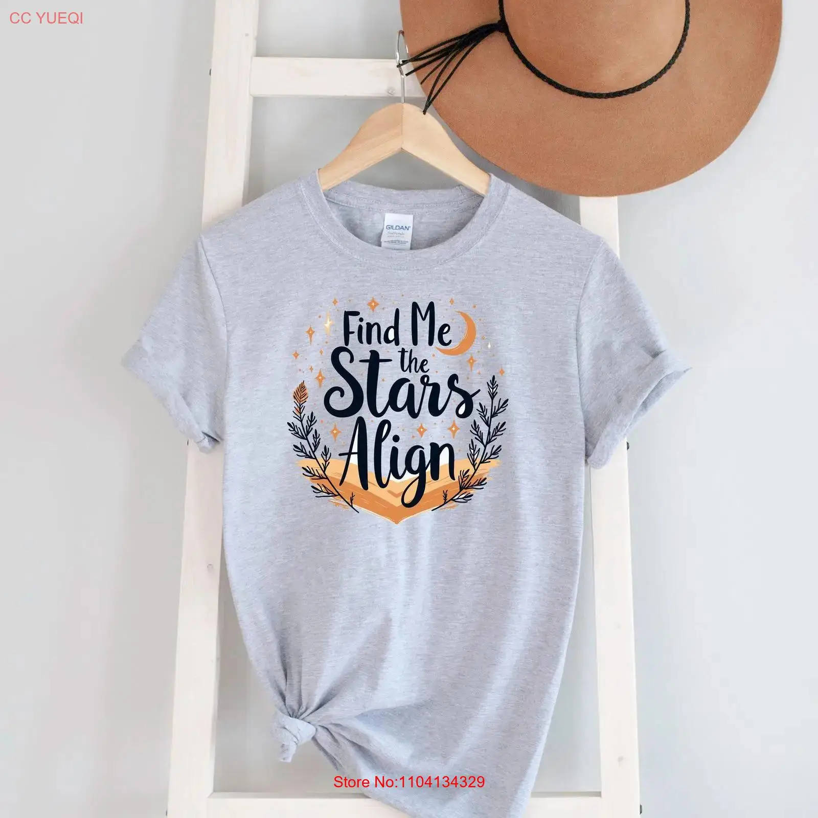 Outdoor Adventure Quotes Short - Find me the stars align Natur-T-Shirt